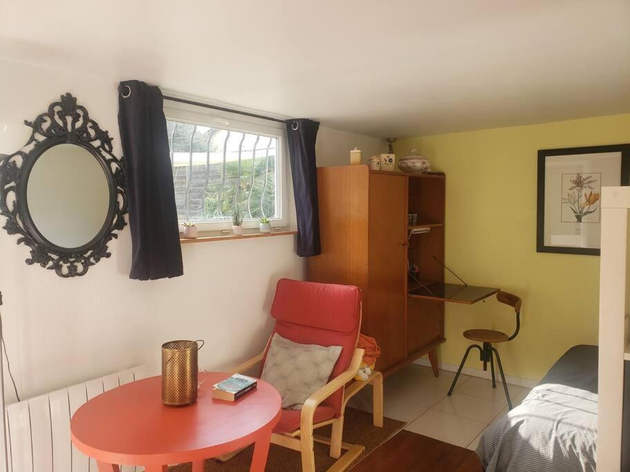 Studio Buena Vista Avec Terrasse Sur Jardin 布龙 外观 照片