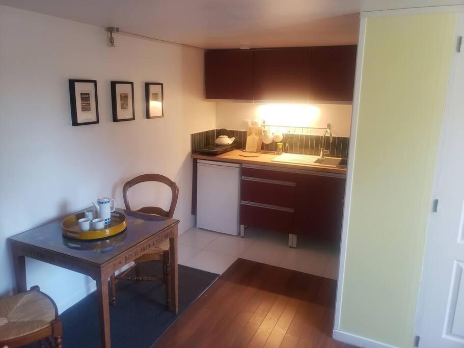 Studio Buena Vista Avec Terrasse Sur Jardin 布龙 外观 照片